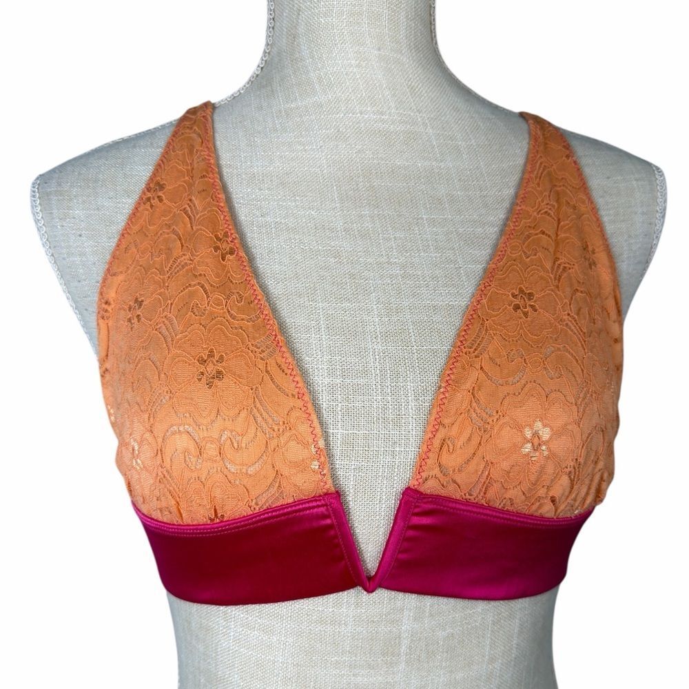 Intimately Free People Pink & Orange Tiny Daisy Lace V Wire Soft Bra Bralette